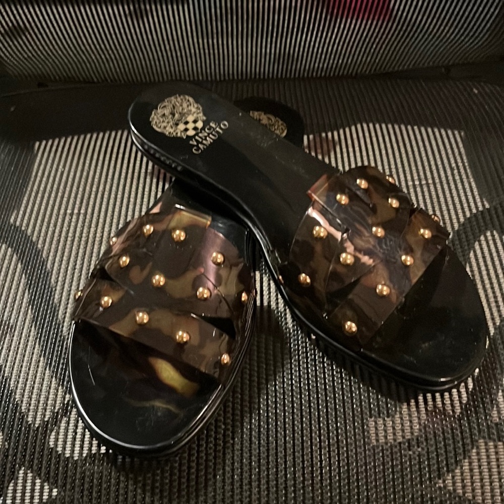 Vince Camuto Slides